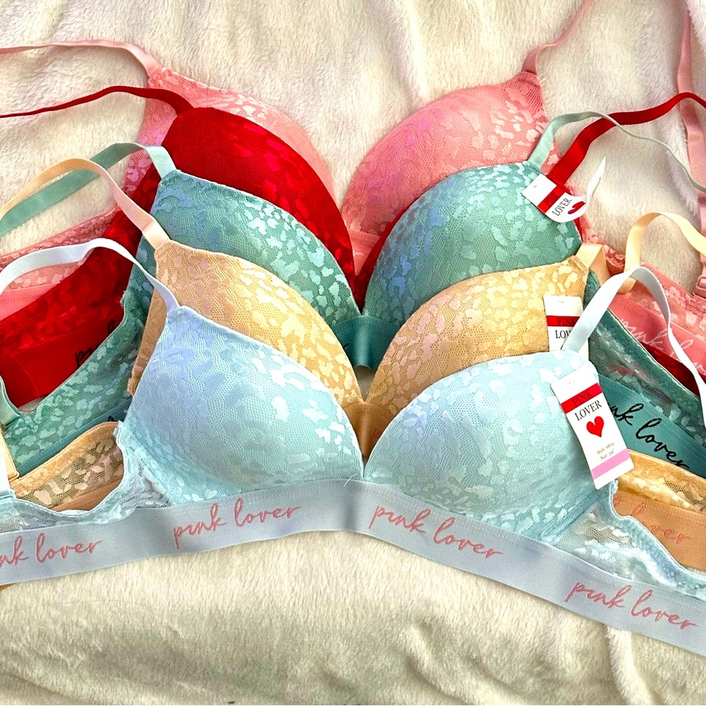 6 pack of multi colored wireless bras